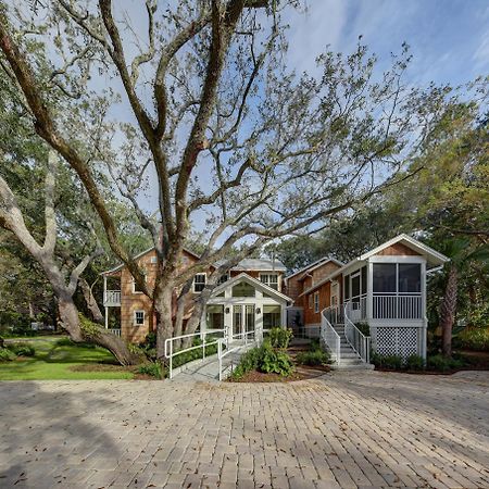 The Grey Owl Inn St. Simons Island Exterior photo