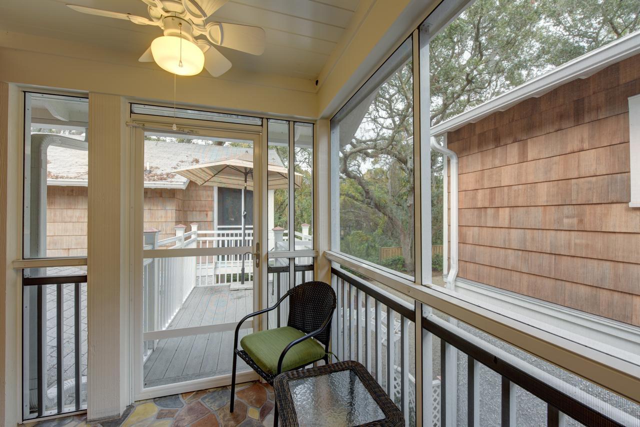 The Grey Owl Inn St. Simons Island Exterior photo
