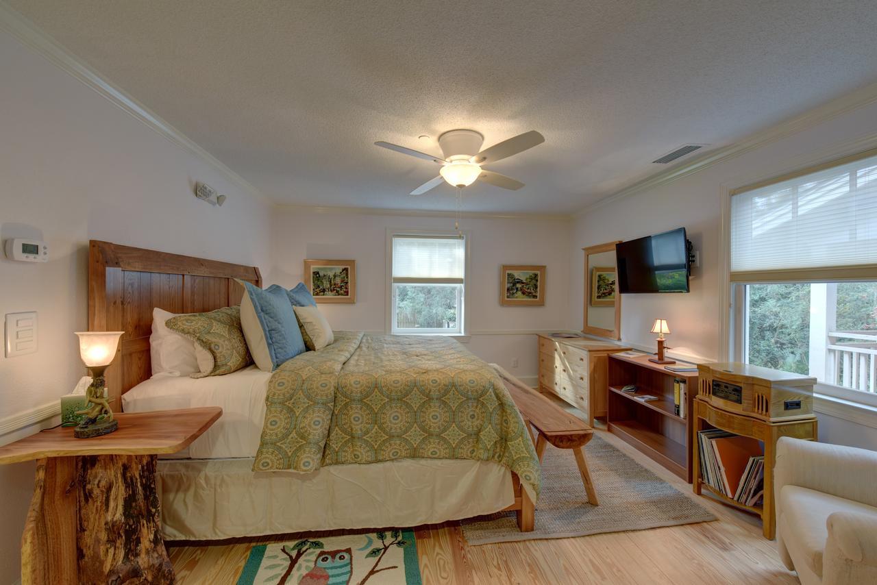 The Grey Owl Inn St. Simons Island Exterior photo
